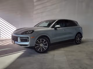 2025 Porsche Cayenne -'s photo