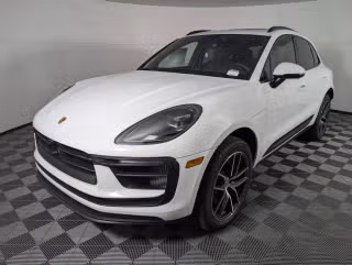 2026 Porsche Macan S's photo