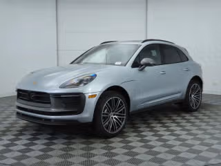 2025 Porsche Macan