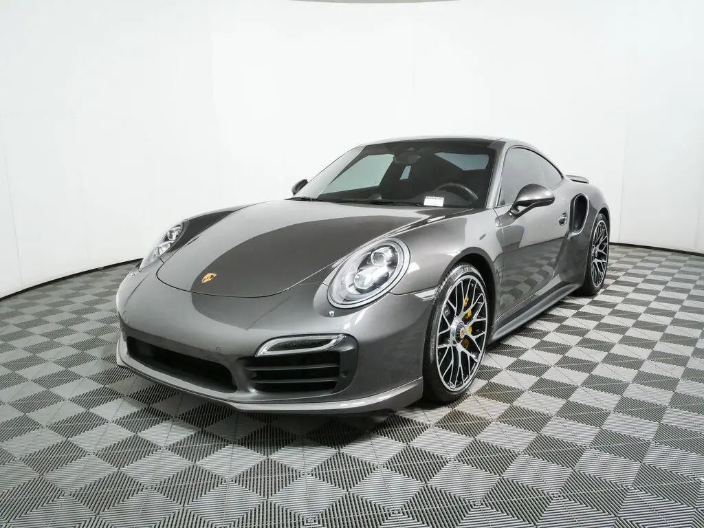 2015 Porsche 911 Turbo S