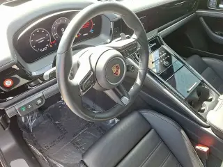 2024 Porsche Panamera Base - Photo 37