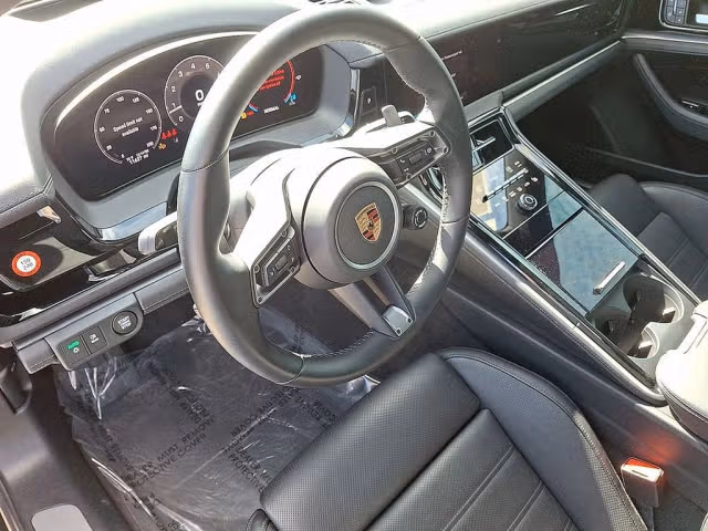 2024 Porsche Panamera Base - Photo 34