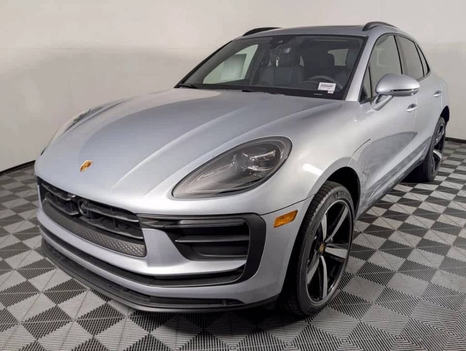 2026 Porsche Macan