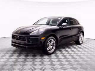 2023 Porsche Macan -'s photo