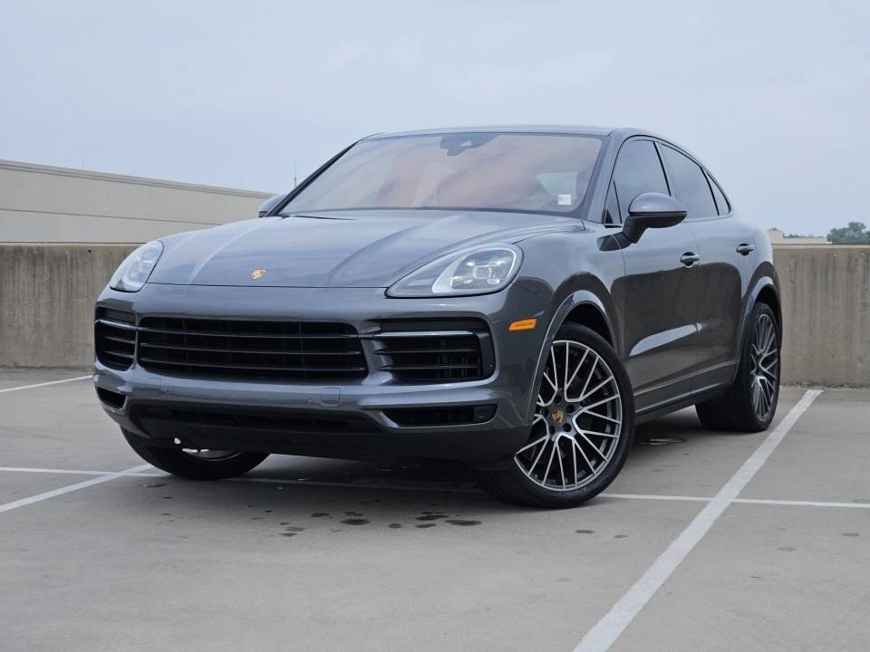 2021 Porsche Cayenne Coup Base