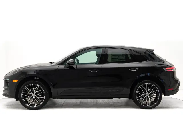 2025 Porsche Macan - Photo 14