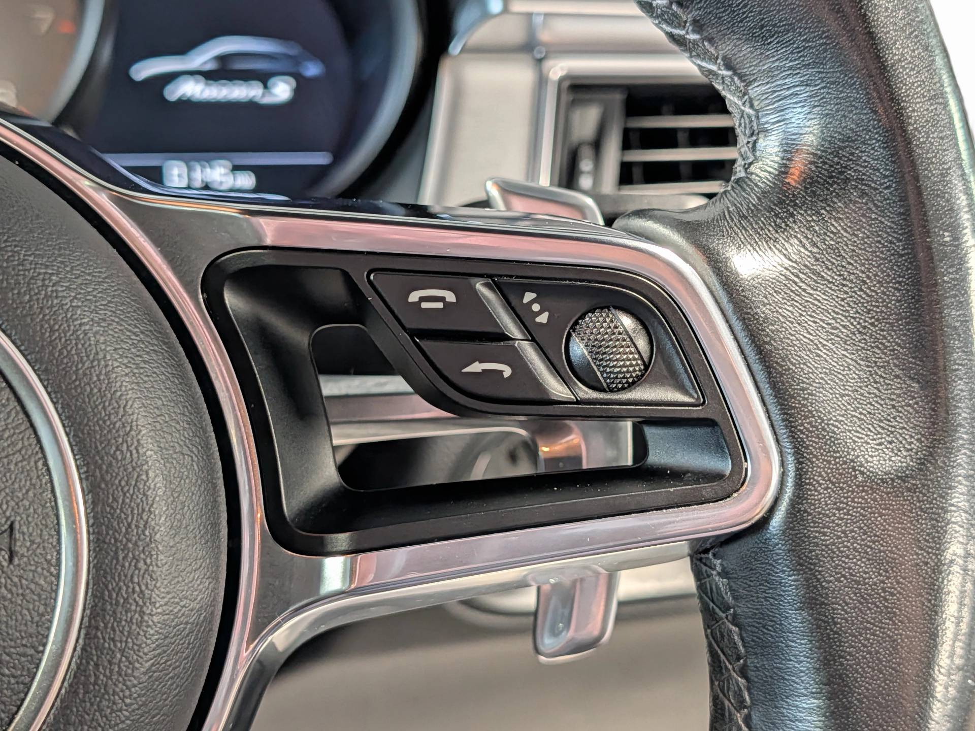 Macan S, photo 32 of 32