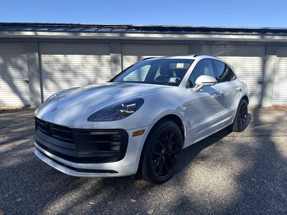 2026 Porsche Macan