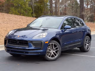 2026 Porsche Macan's photo