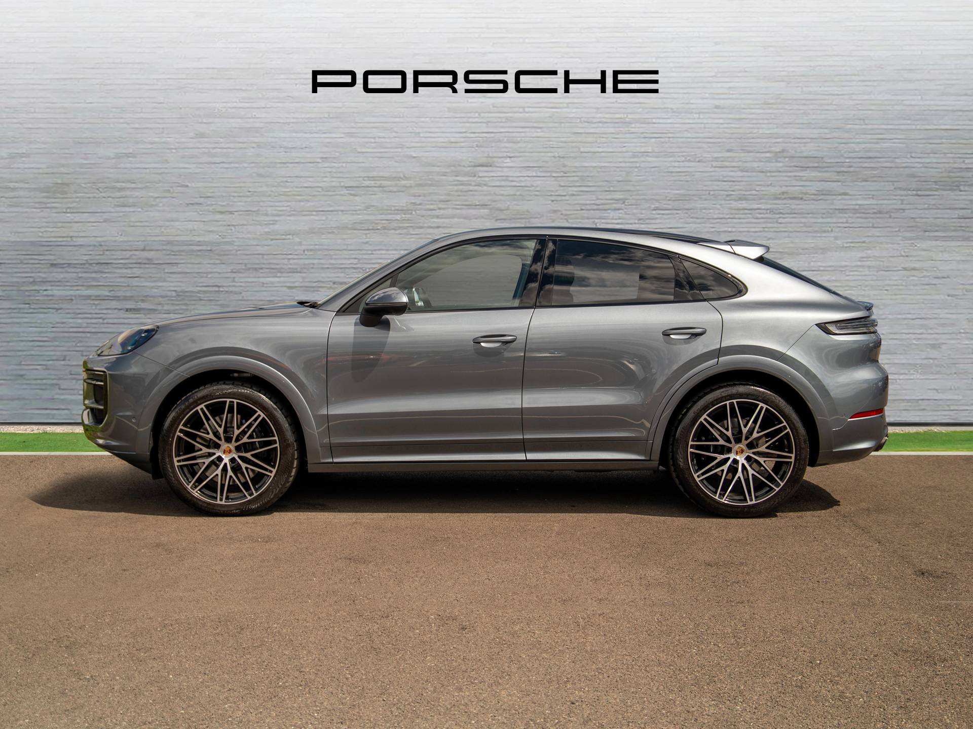 Cayenne S Coupé, photo 2 of 46