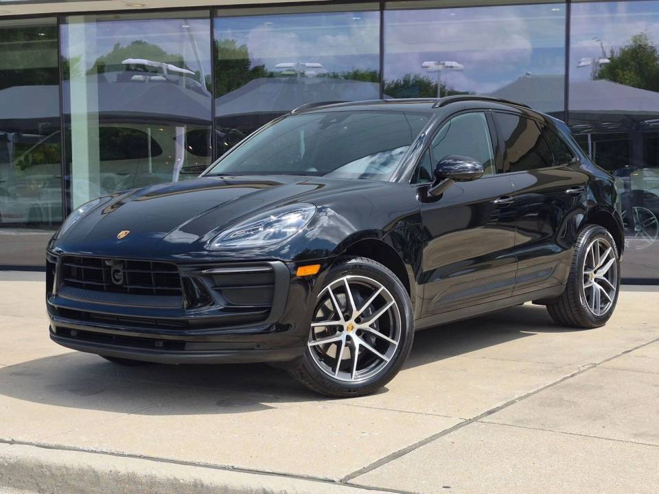 2026 Porsche Macan