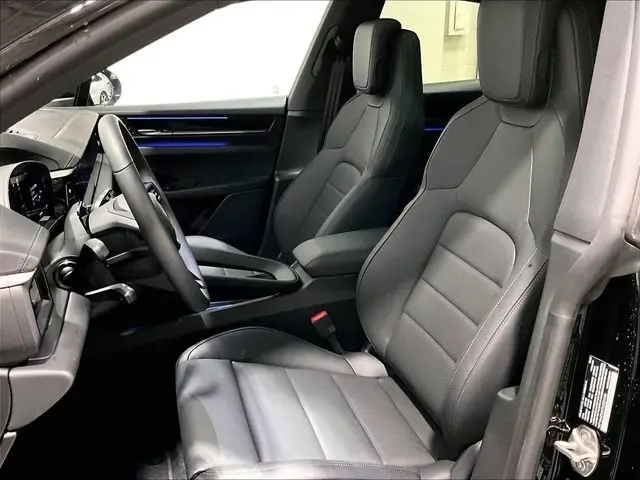 2026 Porsche Macan Base - Photo 39