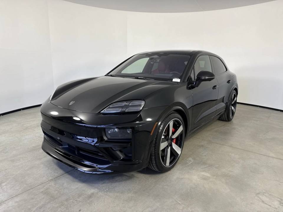 2026 Porsche Macan