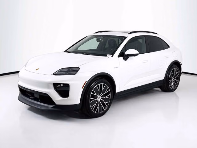 Used 2026 Porsche Macan Base with VIN WP1AD2XA6TL075285 for sale in Glendale, AZ