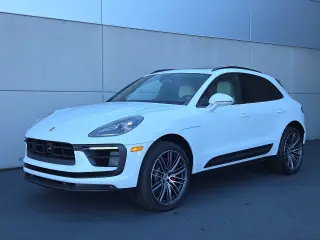 2025 Porsche Macan S - Photo 5