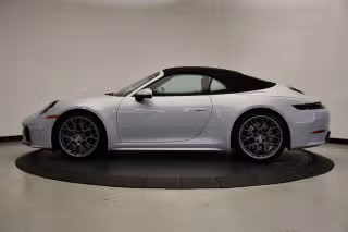 2026 Porsche 911 S - Photo 9