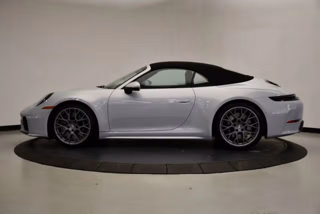 2026 Porsche 911 S - Photo 10