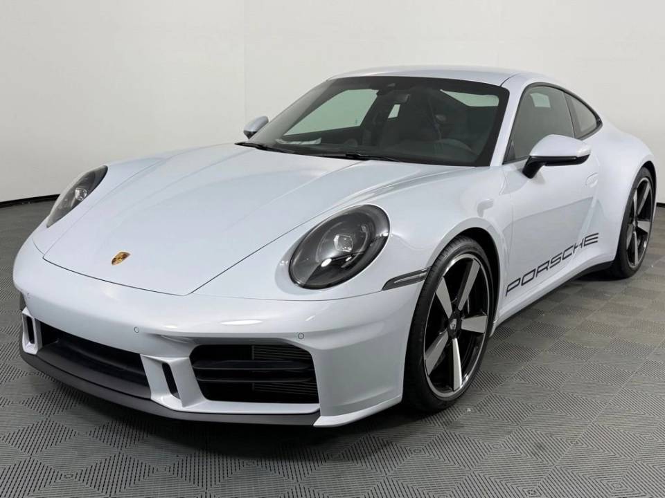 2026 Porsche 911 4S