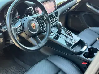 2023 Porsche Macan Base - Photo 29