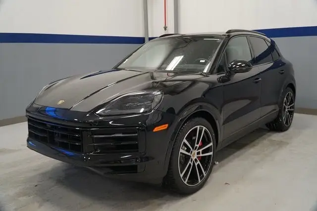 2026 Porsche Cayenne S - Photo 7