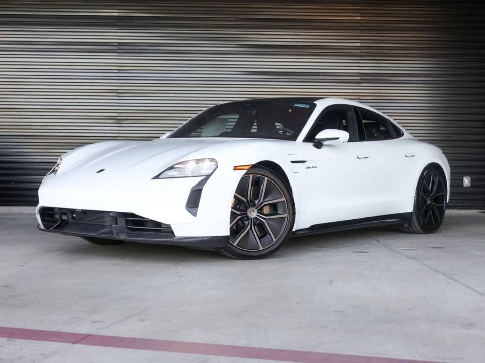 2026 Porsche Taycan