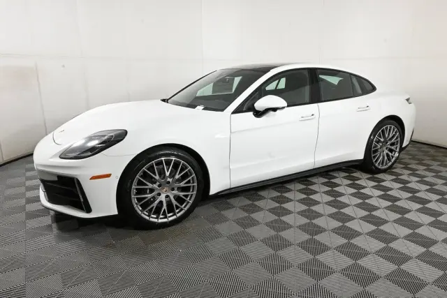 2025 Porsche Panamera Base - Photo 14