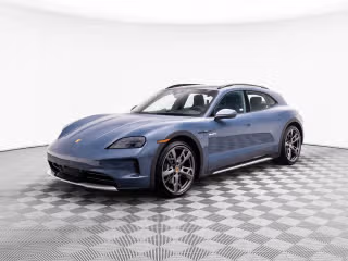 2025 Porsche Taycan 4 Cross Turismo's photo