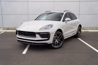 2026 Porsche Macan's photo