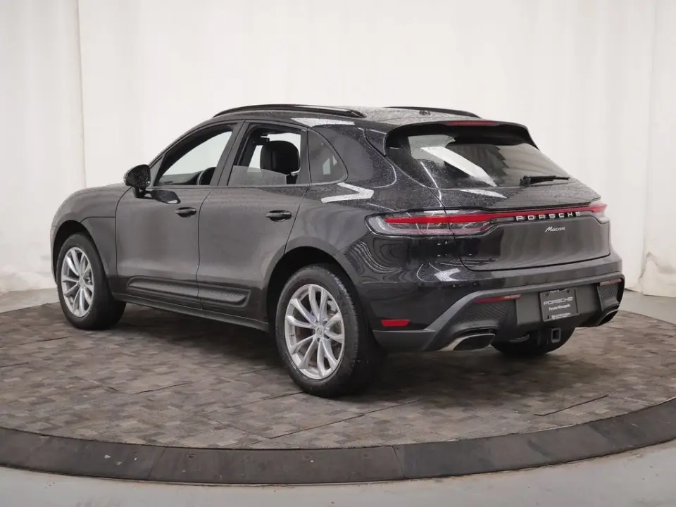 2025 Porsche Macan Base - Photo 23