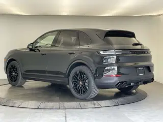 2026 Porsche Cayenne Base - Photo 21