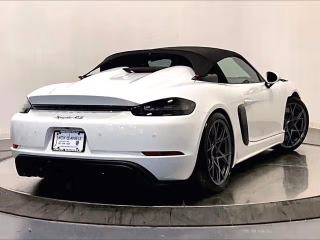 2025 Porsche 718 Spyder RS - Photo 34