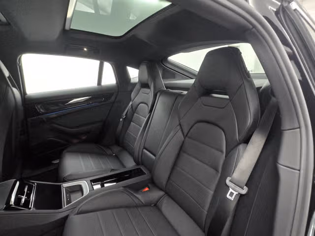 2026 Porsche Panamera Base - Photo 34