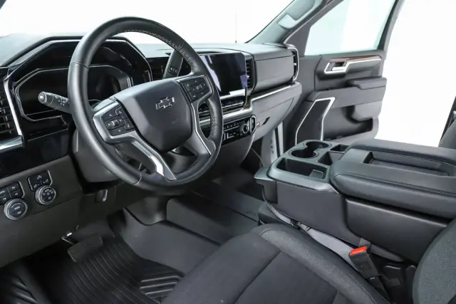 2024 Chevrolet Silverado 1500 RST - Photo 30