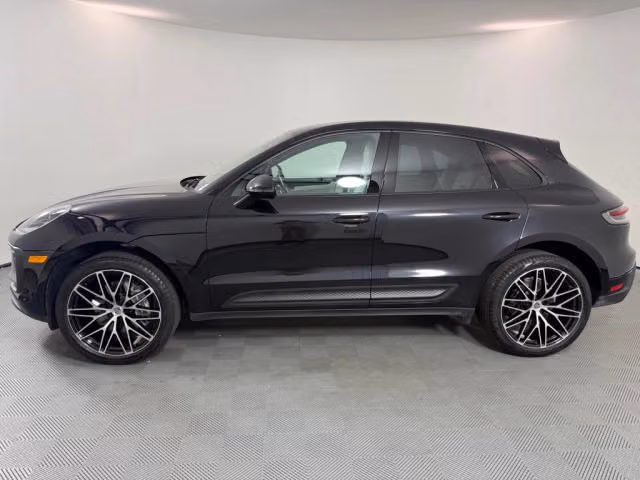 2026 Porsche Macan Base - Photo 10