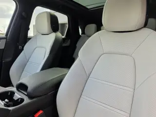 2026 Porsche Cayenne S E-Hybrid - Photo 37