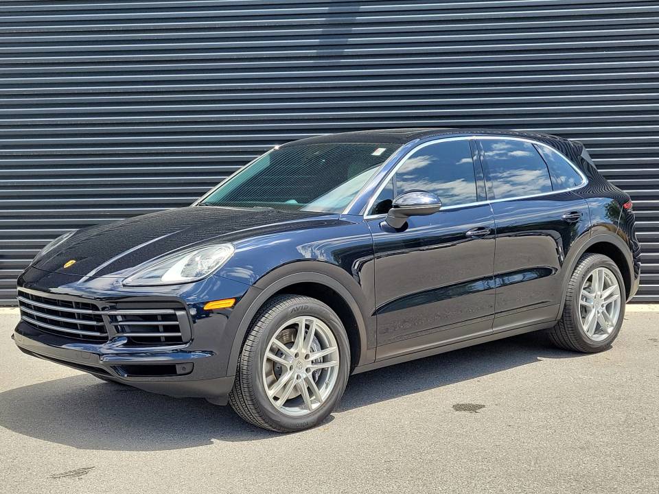 2022 Porsche Cayenne Base