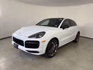 2023 Porsche Cayenne Turbo's photo