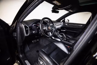 2020 Porsche Cayenne Turbo Coupe, photo 25