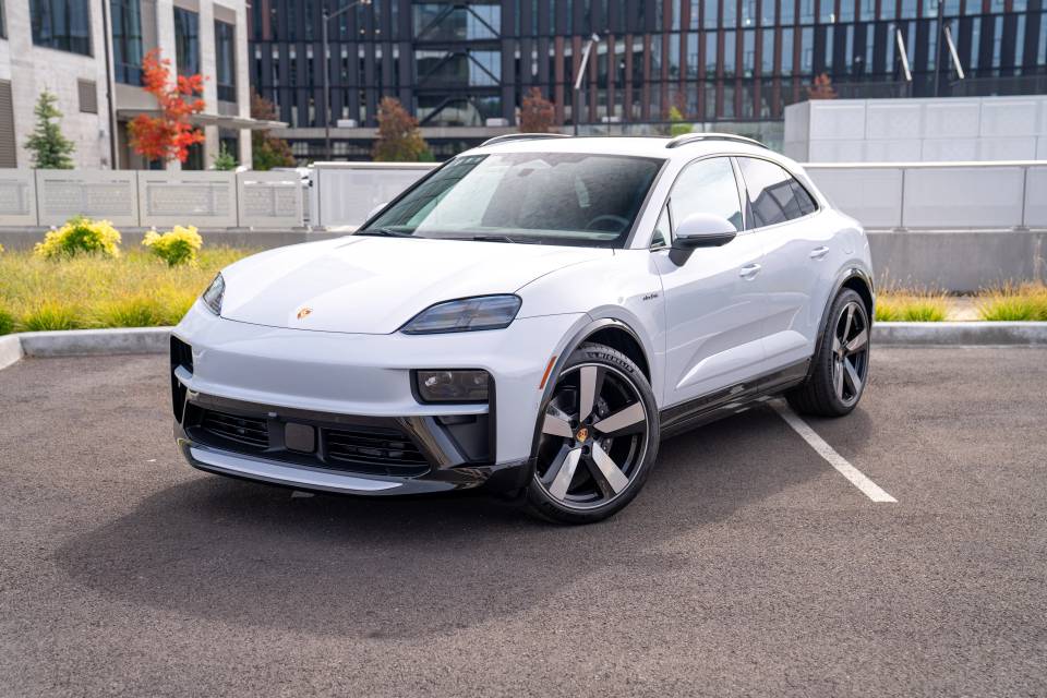 2026 Porsche Macan