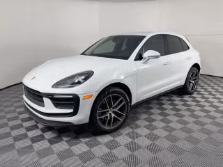 2022 Porsche Macan