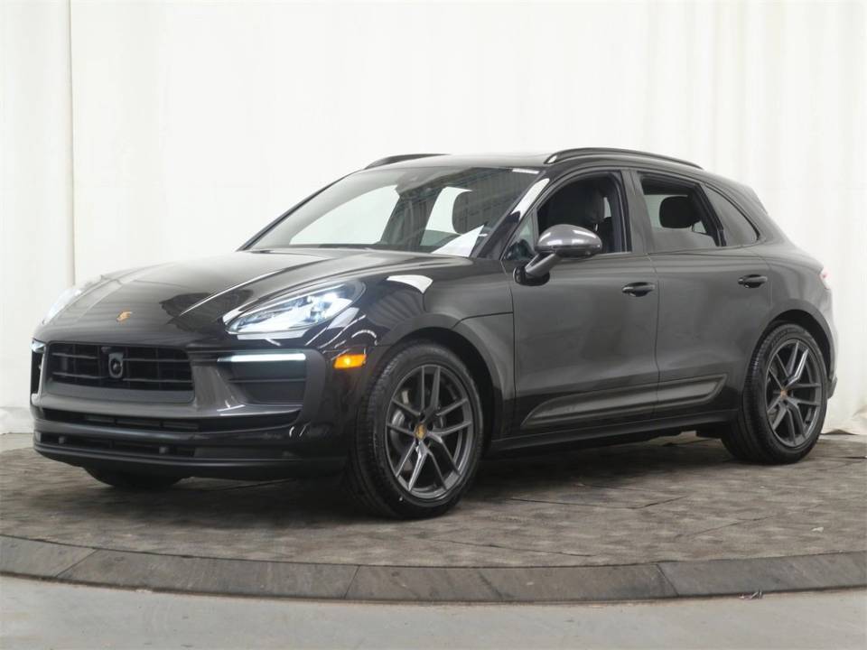 2026 Porsche Macan T