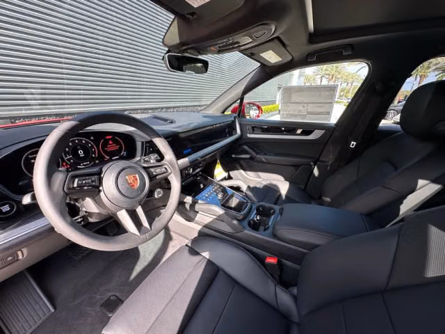 2026 Porsche Cayenne Base - Photo 26