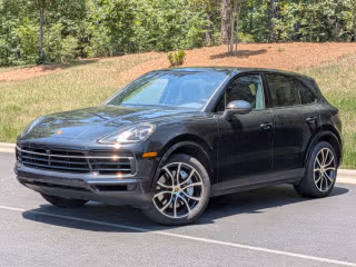 2022 Porsche Cayenne Platinum Edition's photo