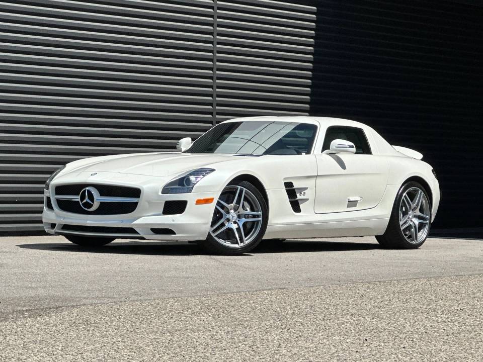 2011 Mercedes-Benz SLS AMG