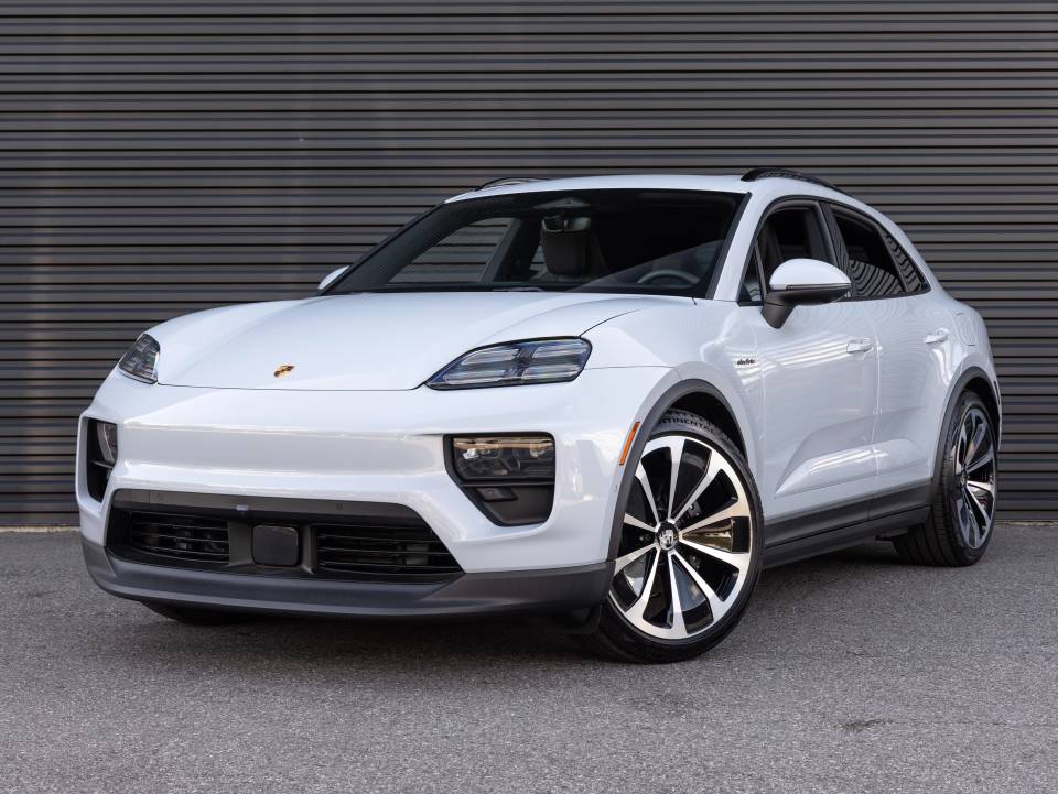 2026 Porsche Macan 4 Electric