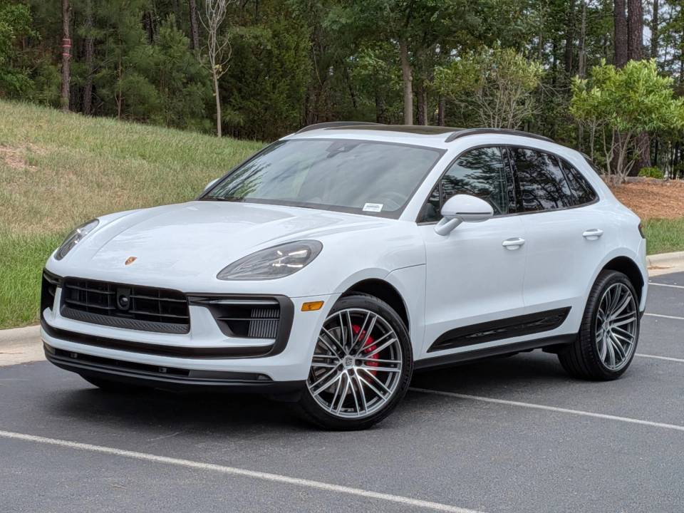 2026 Porsche Macan