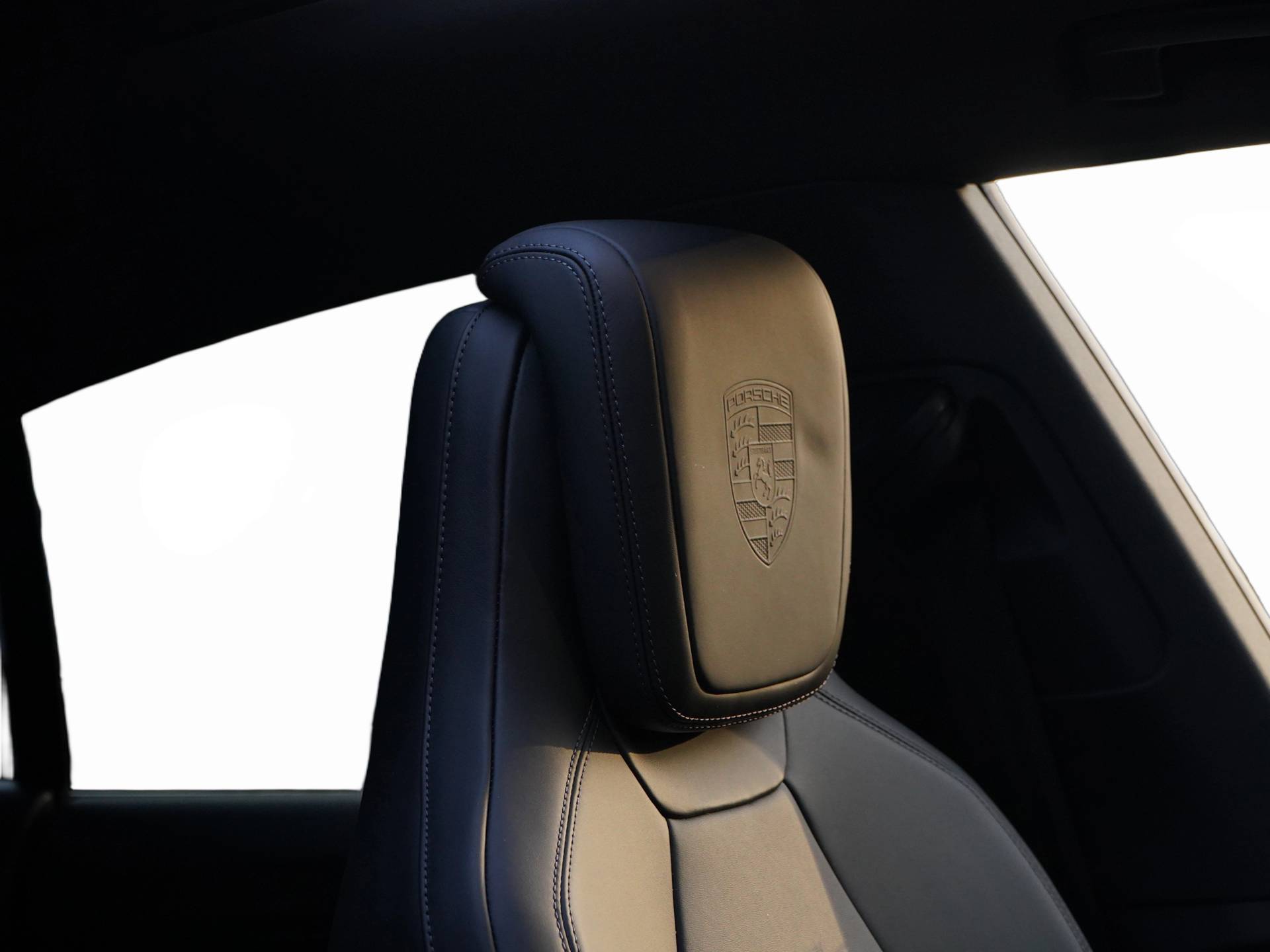 Macan, photo 35 of 35