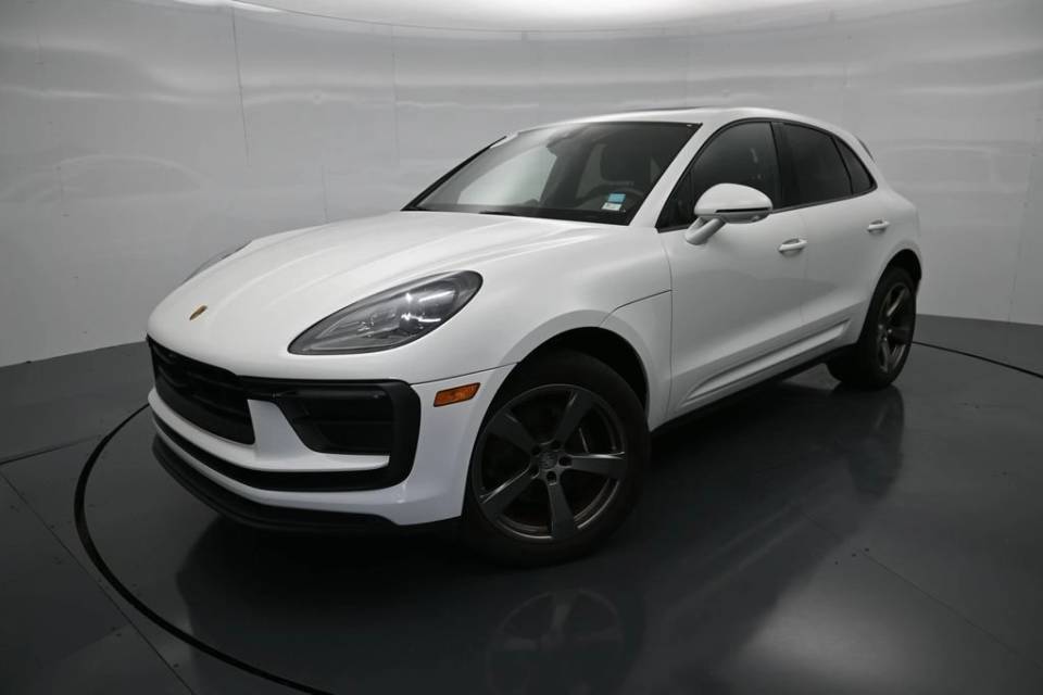 2023 Porsche Macan
