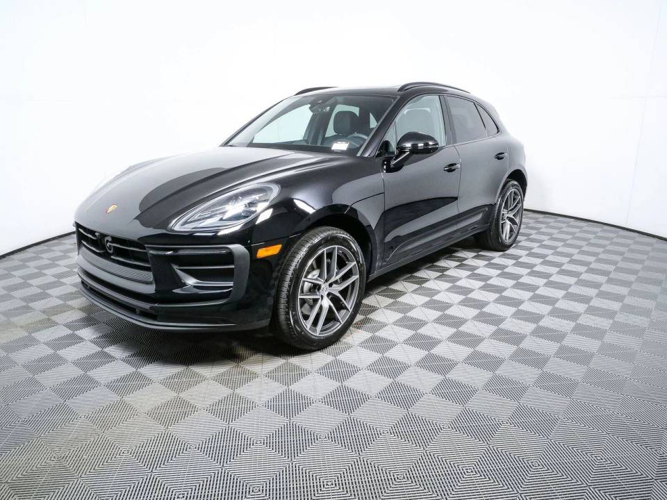 2026 Porsche Macan