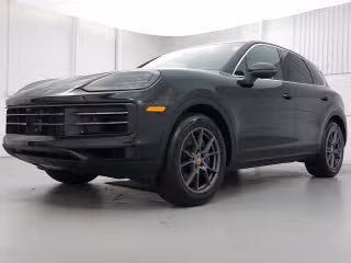 2026 Porsche Cayenne -'s photo
